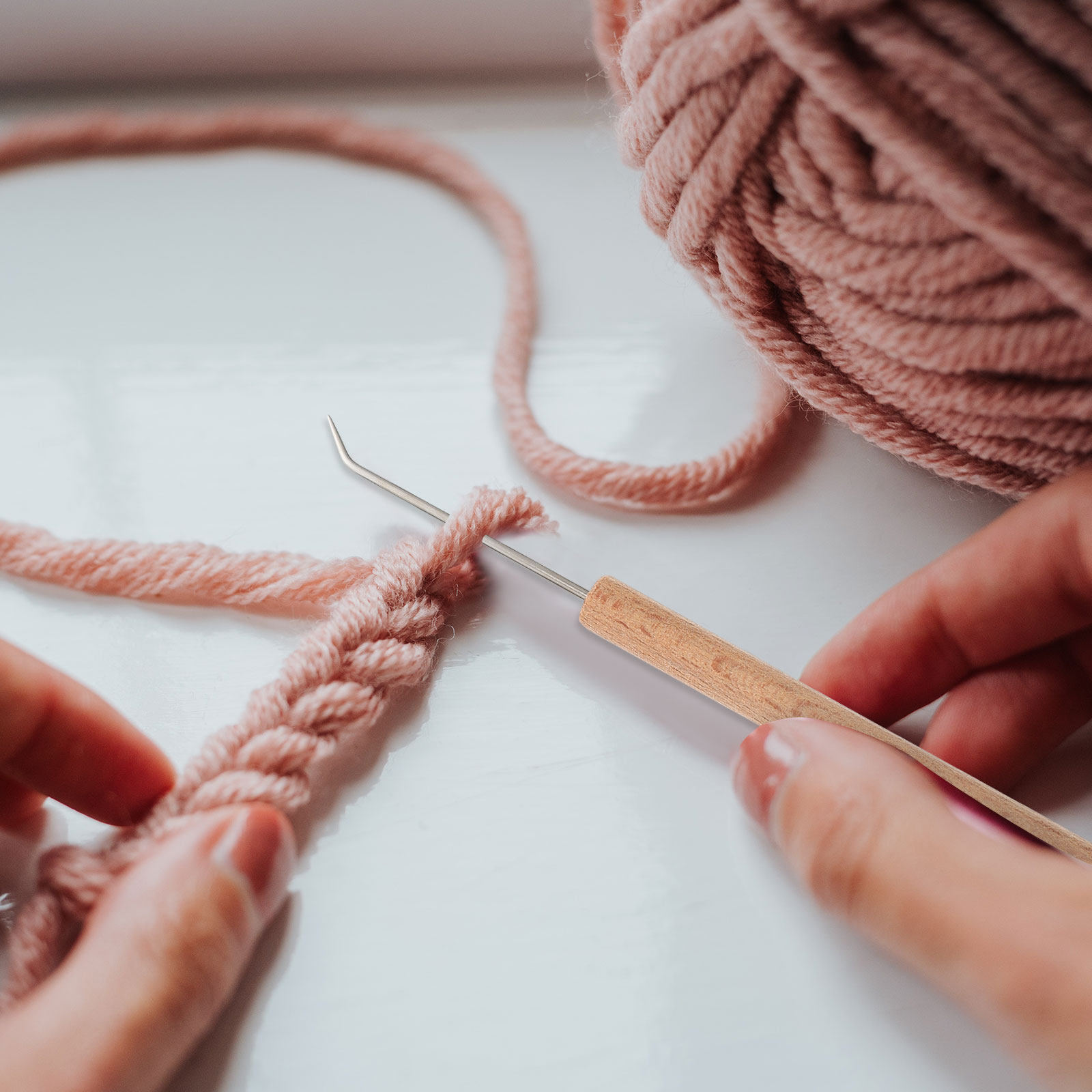 Wooden Crochet Hooks Ergonomic Handle - 1 шт. Эргономичные крючки для вязания