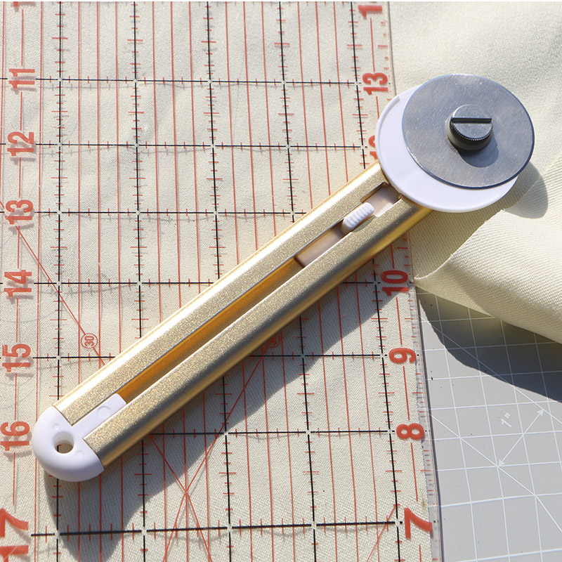 Роликовый резак для ткани 45 м – обзор и цена Rotary Cutter For Fabric 45Mm