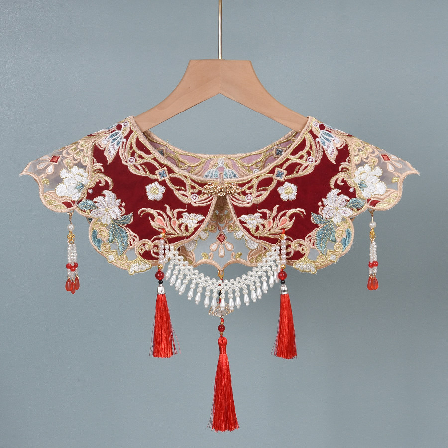 Красный воротник с бусинами, к – обзор и цена Beading
